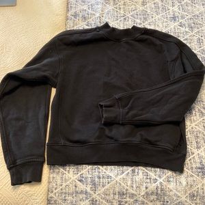 lululemon crewneck